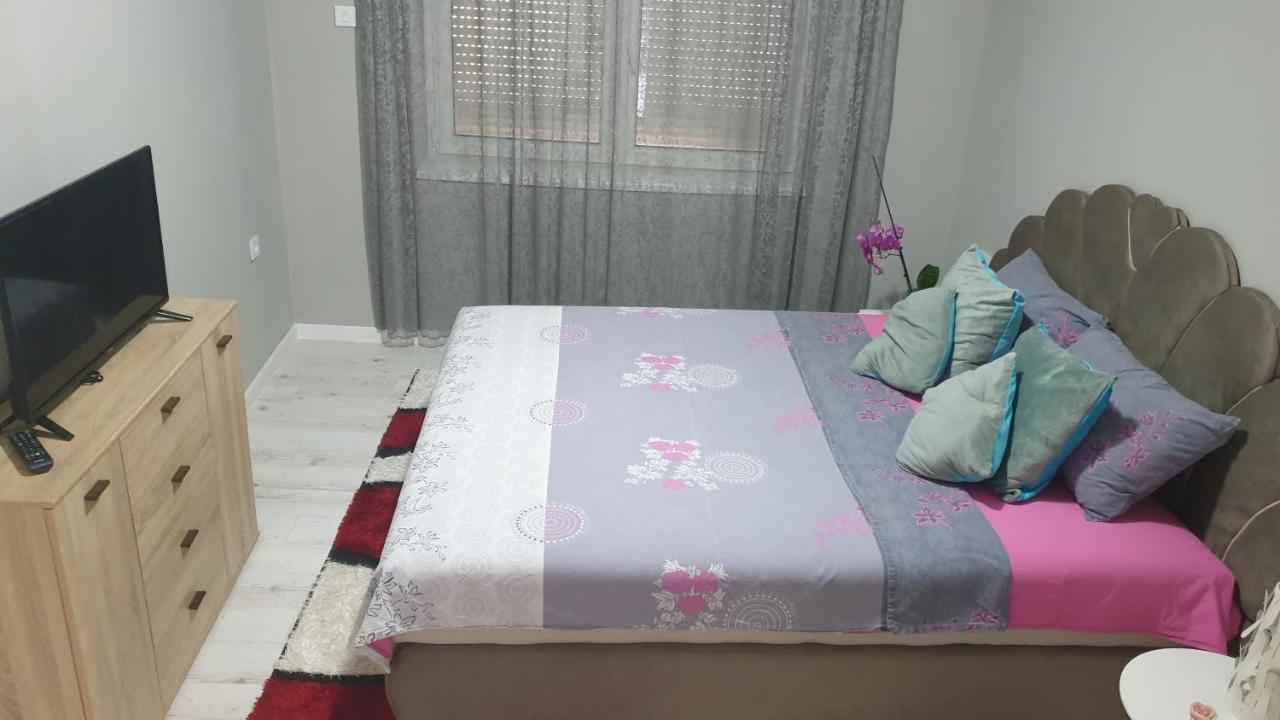 Apartman Sweet Dreams 2 Nis Exterior foto